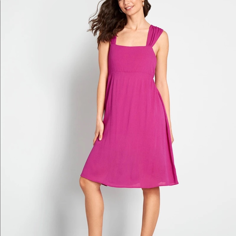 ModCloth nwot Berry a-line bow detail dress